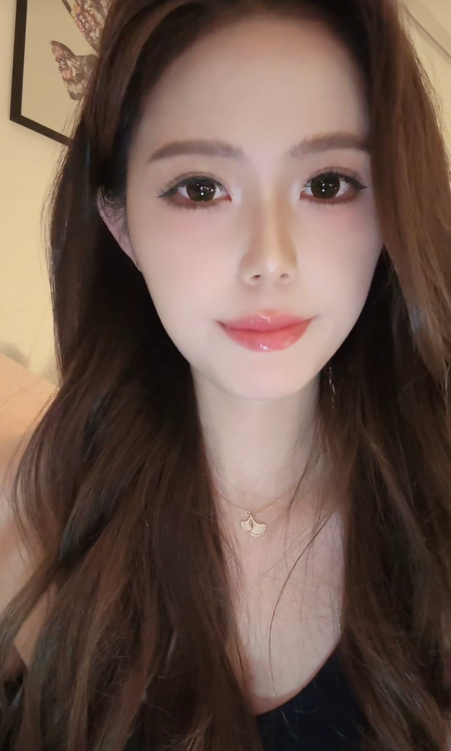 性感美丽兼职小美女