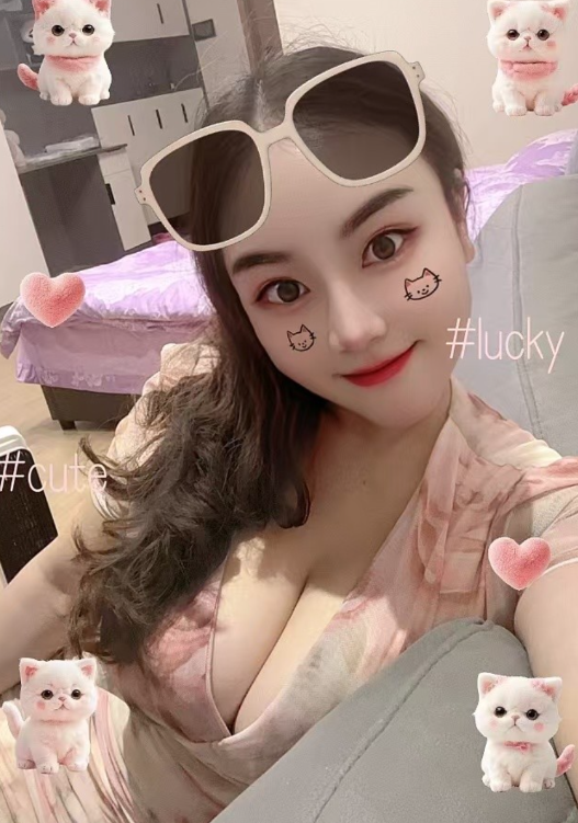 大胸少妇体验