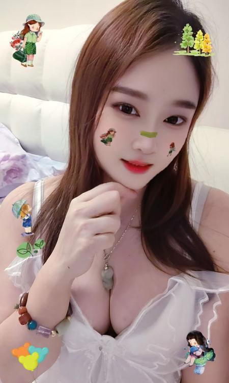 居家听话的乖乖女