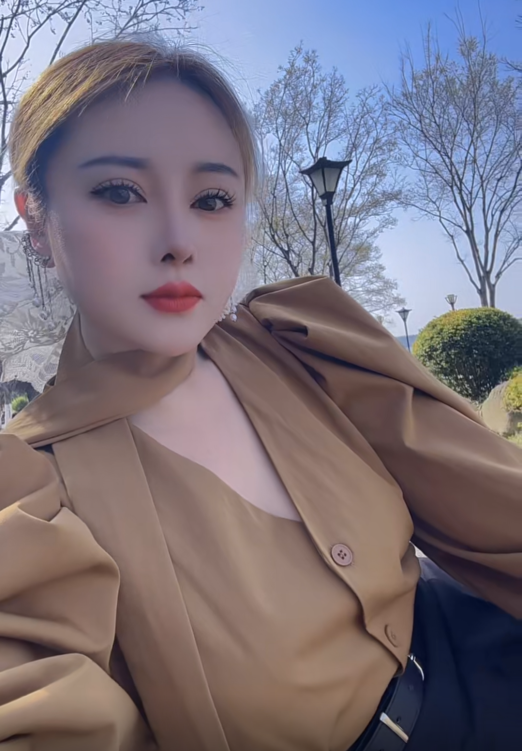 洪山妹子毒龙一绝