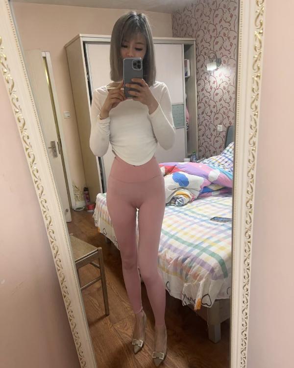 长腿美人回归