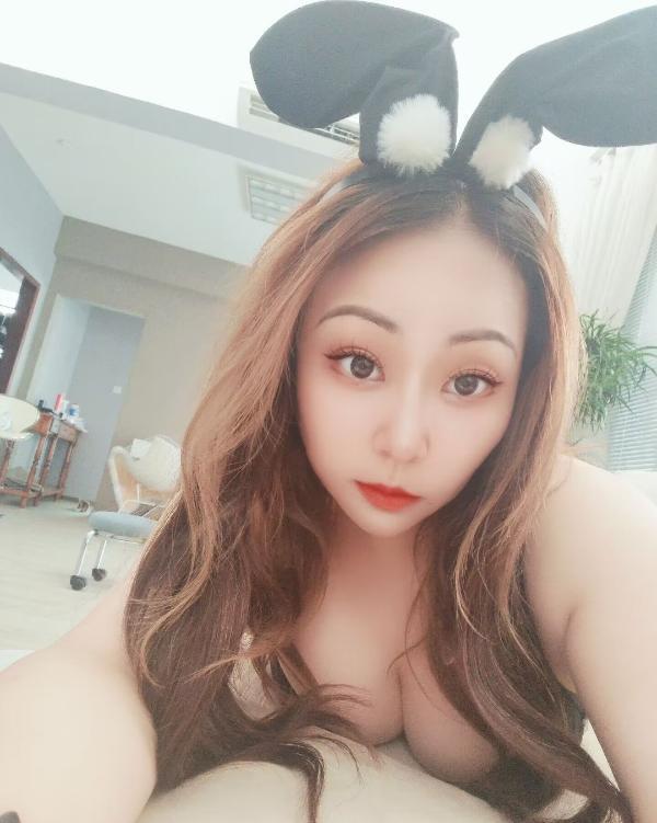 天河兔女郎小柔