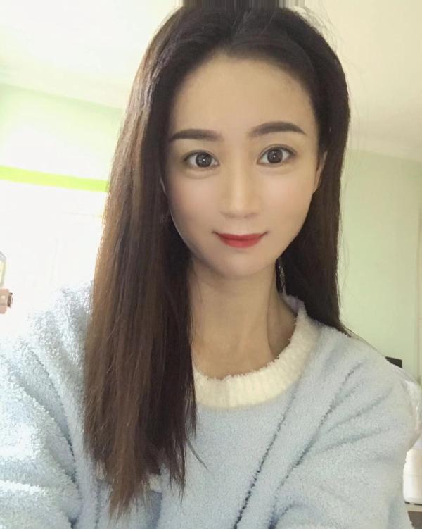 南坪美女