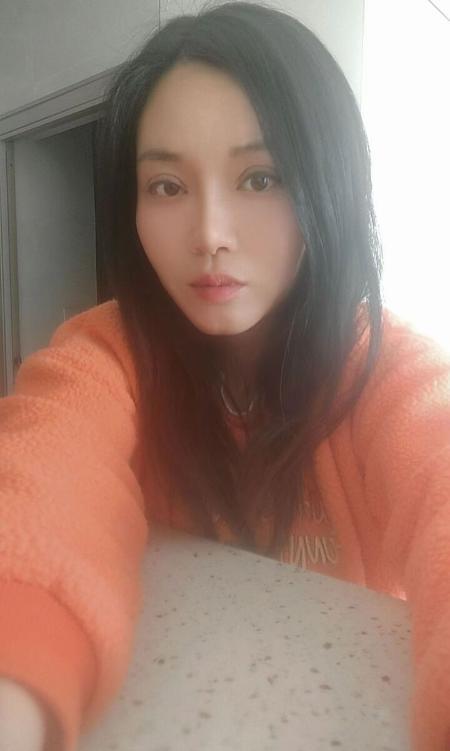 襄阳田田小嫂子