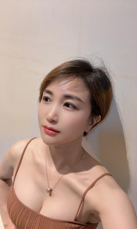 余杭短发御姐