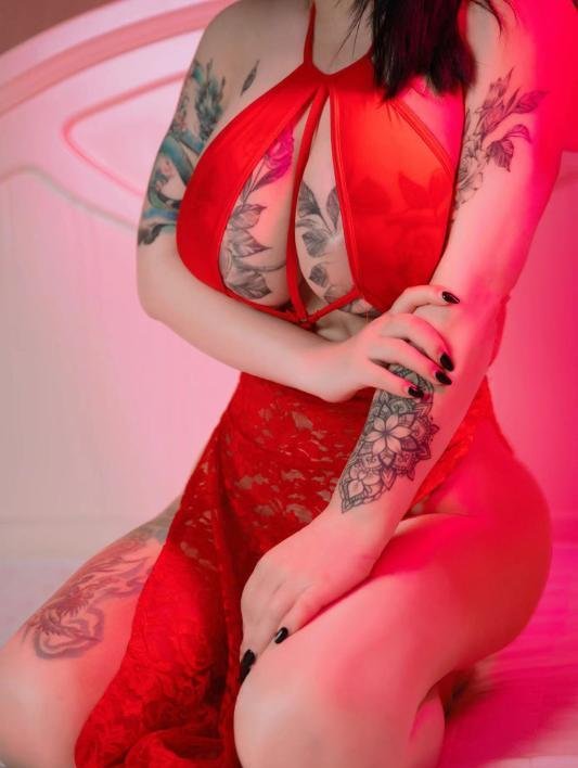 E奶硚口妙妙