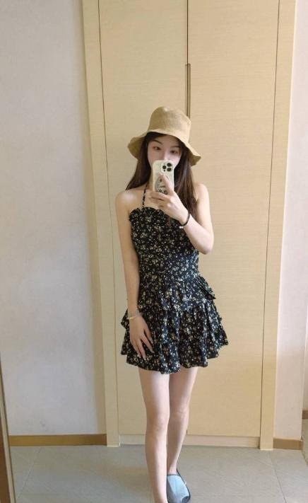 苗条身材颜值妹子