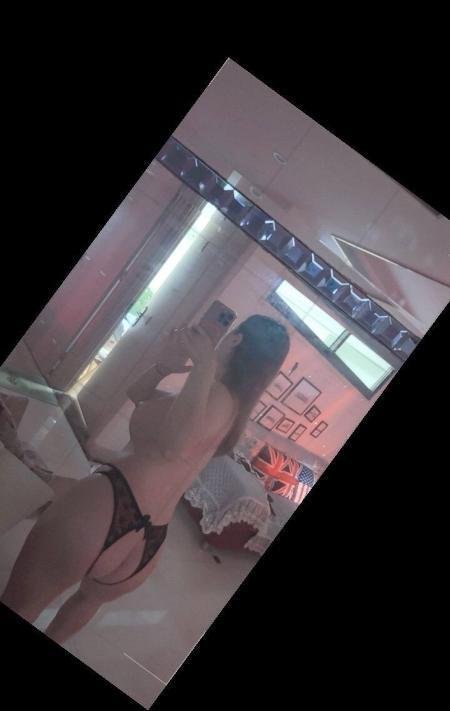 天然大奶御姐