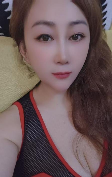 玩得开嫂子