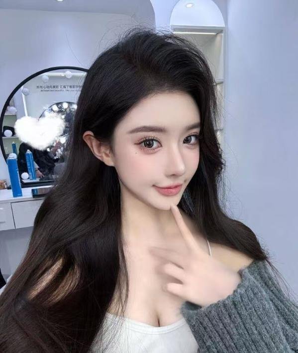 网红款高颜值小妹