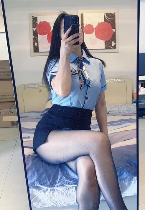 湖塘少妇心怡