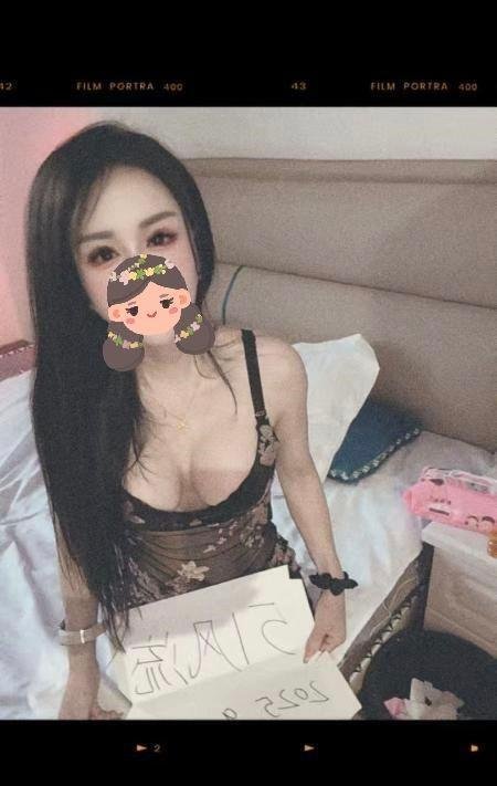黄浦前凸后翘的小姐姐