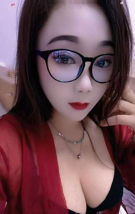 金水区黑丝大奶御姐