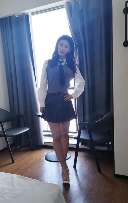 崂山区刚下海学校老师