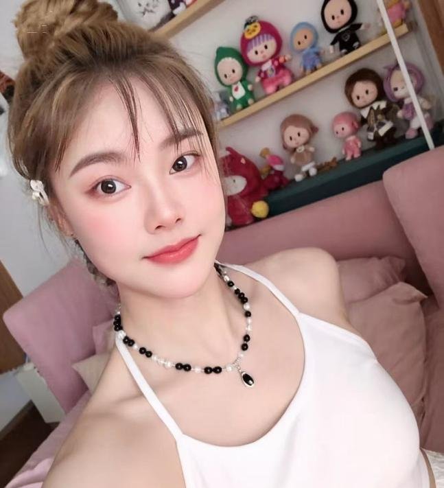 微胖钱多多老师