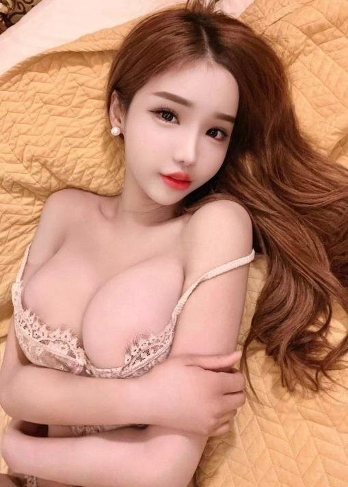 粉嫩多汁妖娆甜妹