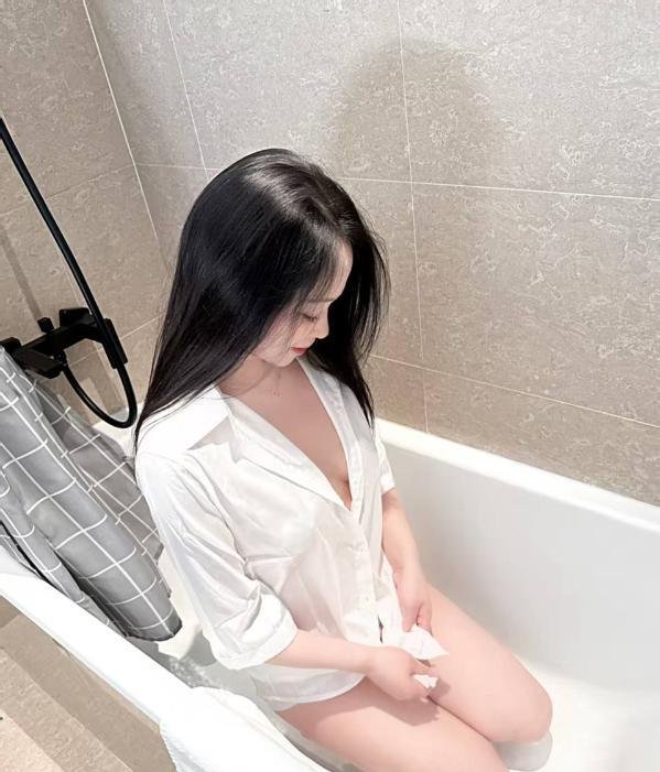 徐汇波大身材好妹子