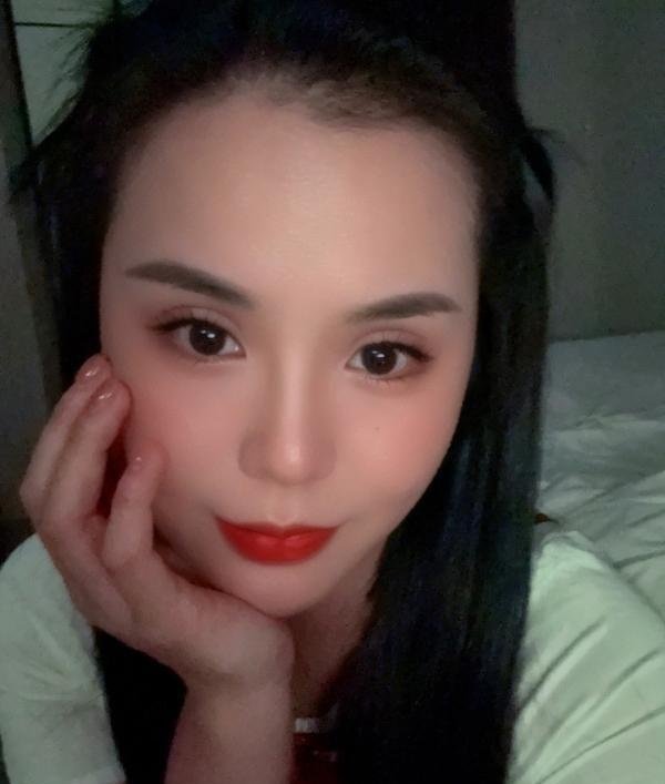 服务系大胸少妇