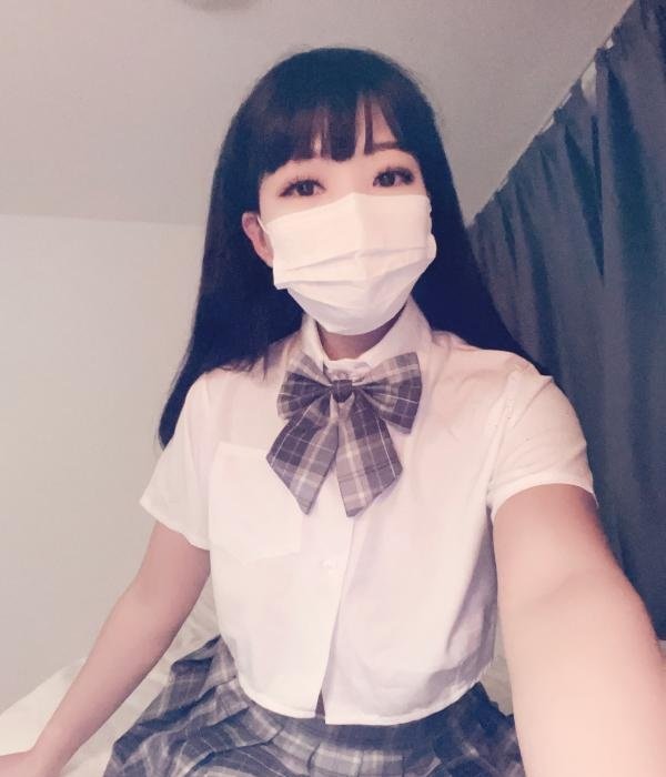 学生装嫩妹可乐