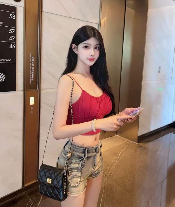气质高颜值模特