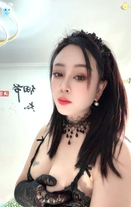 成寿寺桃子大长腿